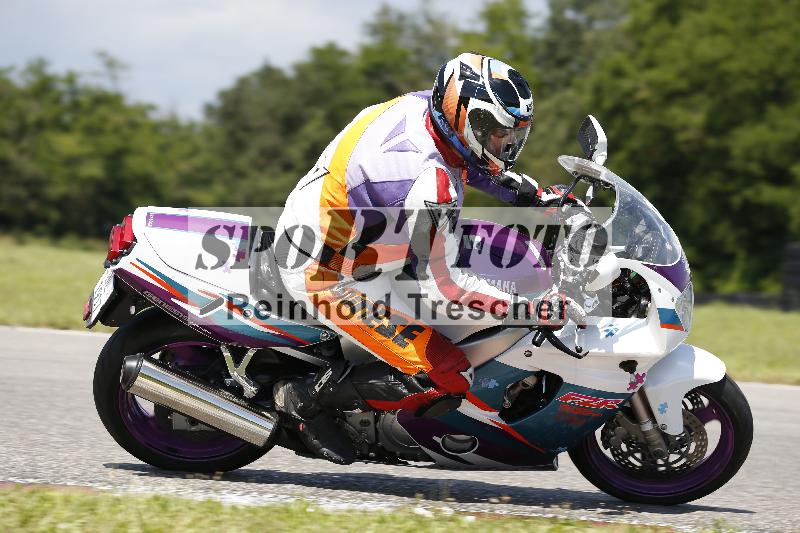 /Archiv-2024/29 12.06.2024 MOTO.CH Track Day ADR/Gruppe blau/43